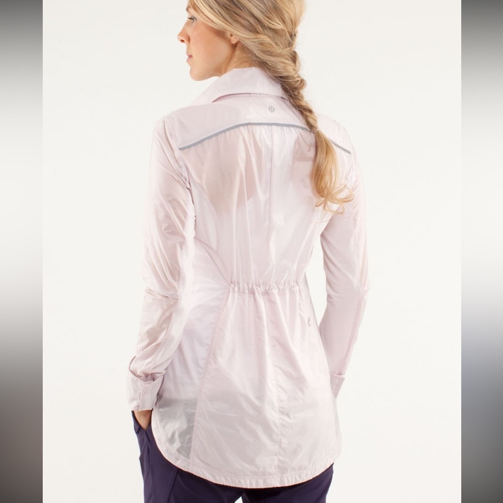 Lululemon Pedal Power Wind Shirt Jacket Neutral Blush Size 8 Silver Hardware - Picture 1 of 13
